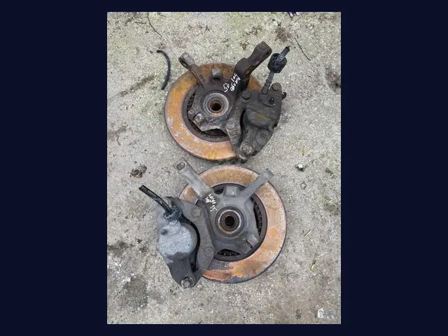 Renault Kangoo TAŞIYICI çıkma yedek parça
