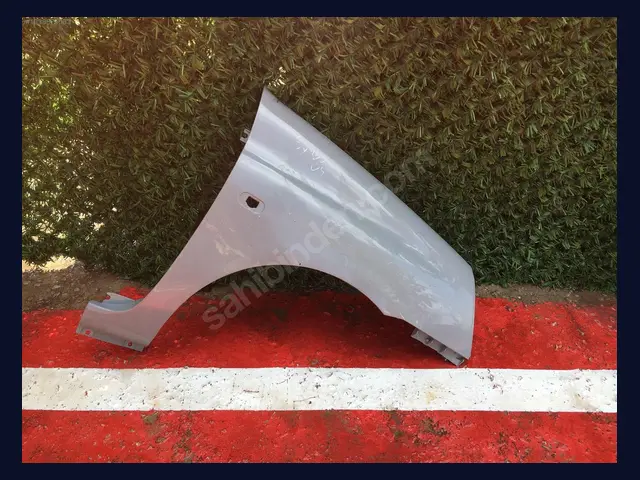 Renault Clio ÇAMURLUK çıkma yedek parça