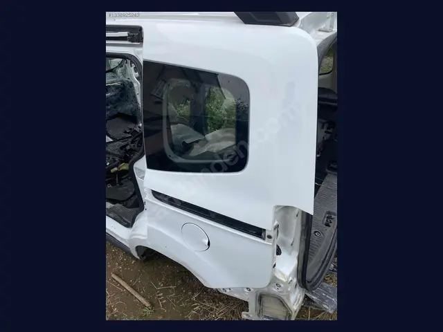 Ford Tourneo ÇAMURLUK çıkma yedek parça