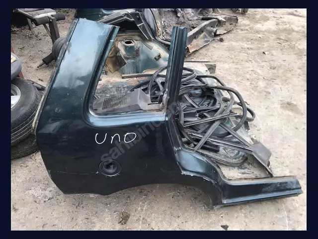 Fiat Uno ÇAMURLUK çıkma yedek parça