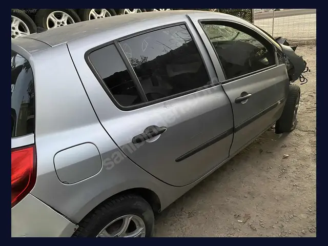 Renault Clio 2026 KAPI çıkma yedek parça