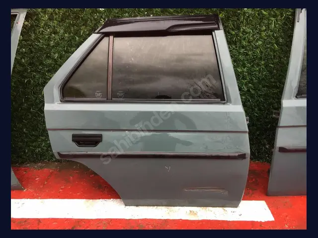 Skoda Favorit KAPI çıkma yedek parça