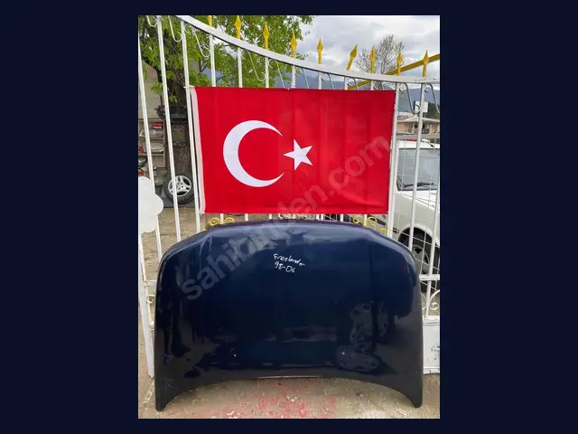 Land Rover Freelander KAPUT çıkma yedek parça