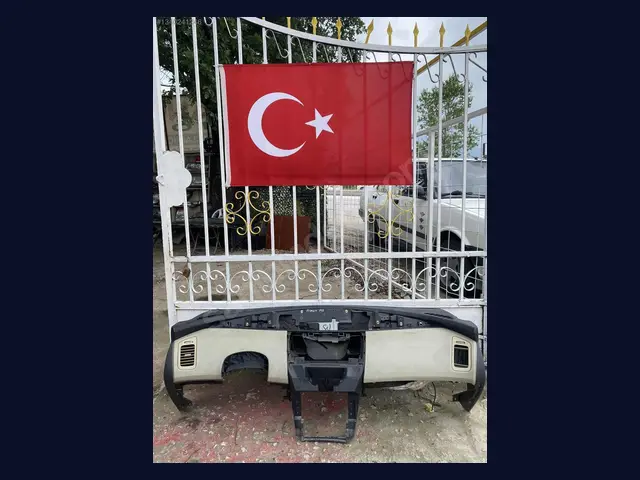 Nissan Primera TORPİDO çıkma yedek parça