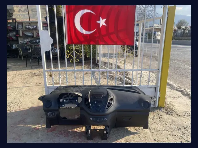 Ford Tourneo TORPİDO çıkma yedek parça