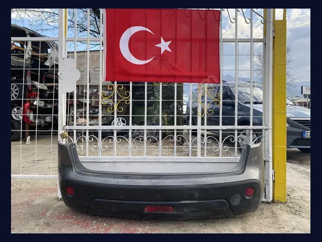 Nissan Qashqai TAMPON (ARKA) çıkma yedek parça