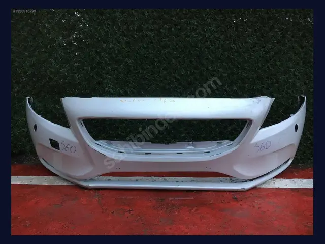 Volvo V40 TAMPON (ÖN) çıkma yedek parça