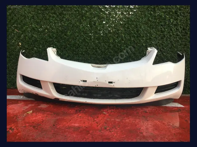 Honda Civic TAMPON (ÖN) çıkma yedek parça