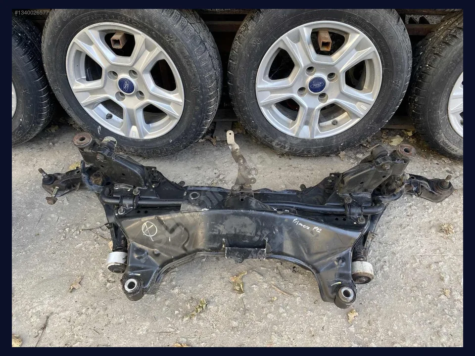 Nissan Primera TRAVERS çıkma parça fotoğrafı 1