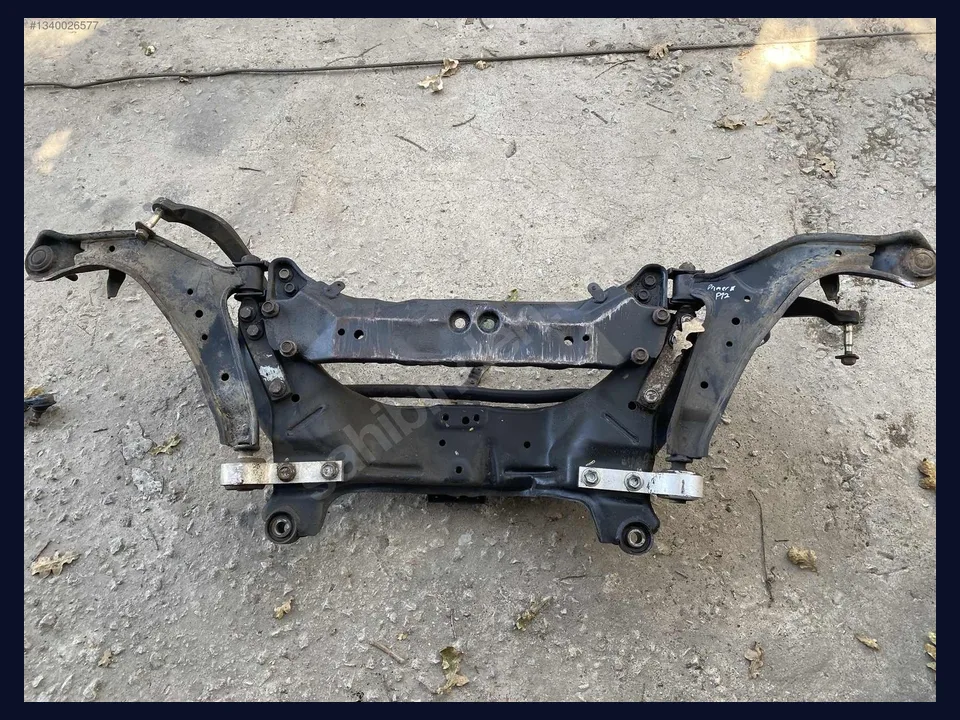 Nissan Primera TRAVERS çıkma parça fotoğrafı 2