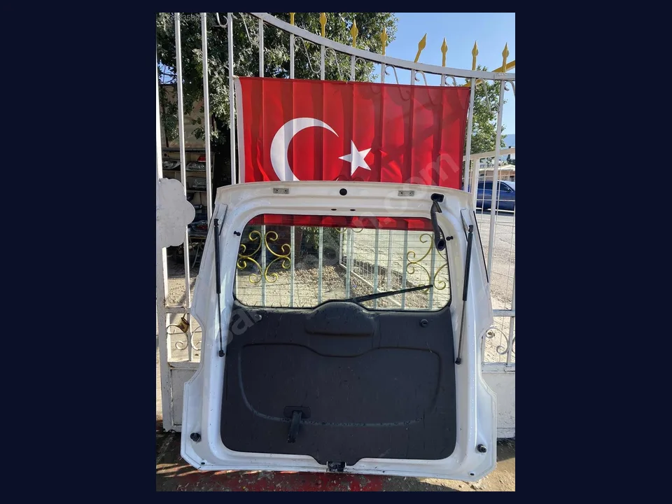 Ford Tourneo BAGAJ çıkma parça fotoğrafı 2