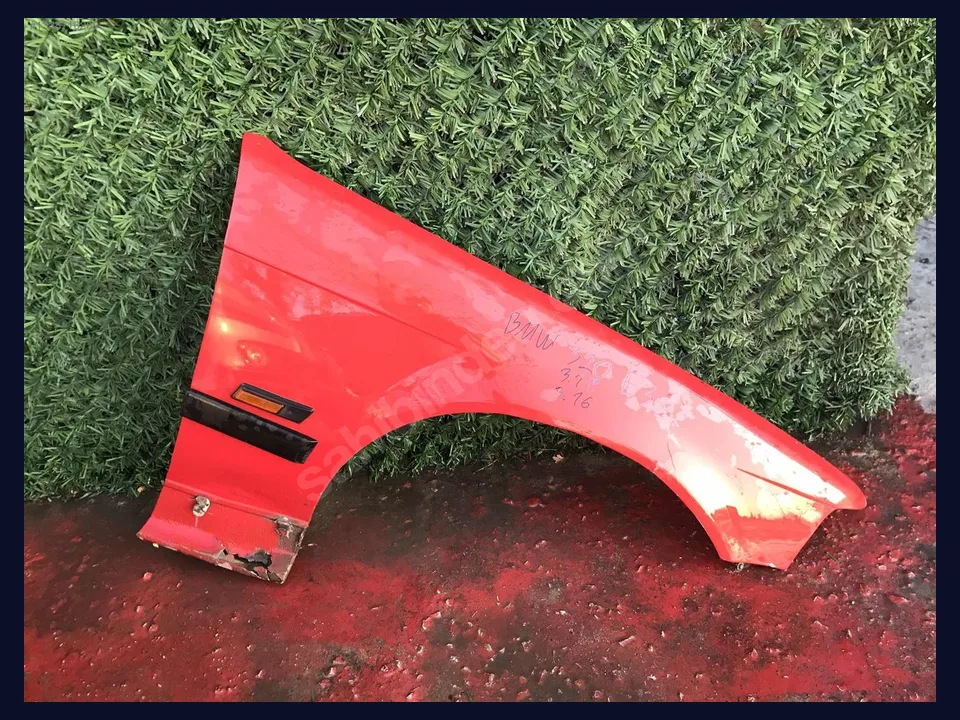 BMW 3 Serisi ÇAMURLUK çıkma parça fotoğrafı 1