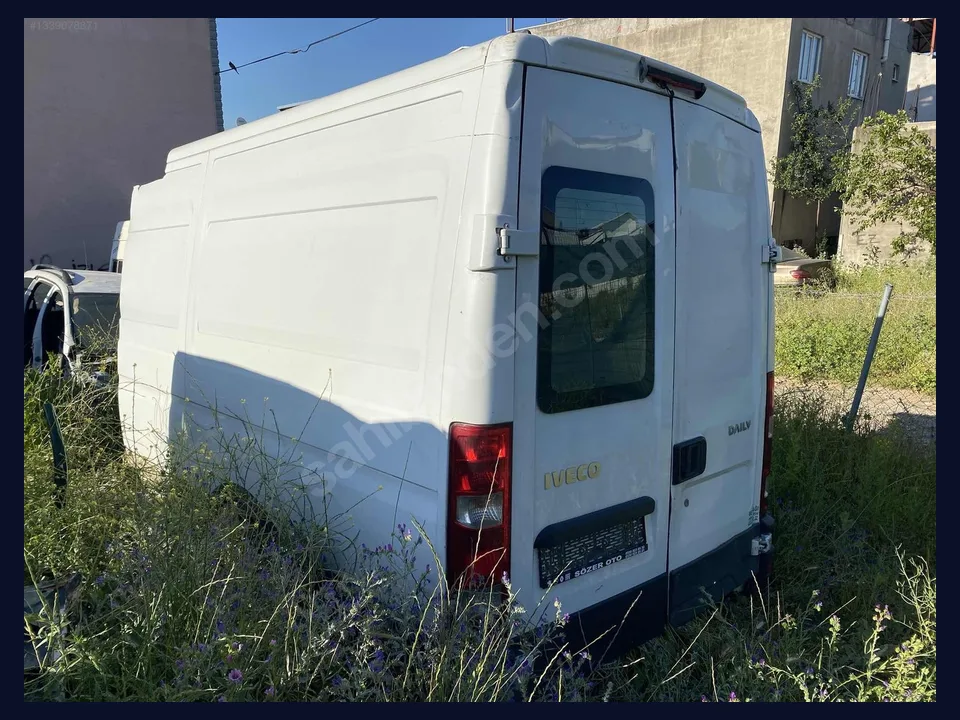 Iveco - Otoyol 70 ÇAMURLUK çıkma parça fotoğrafı 3