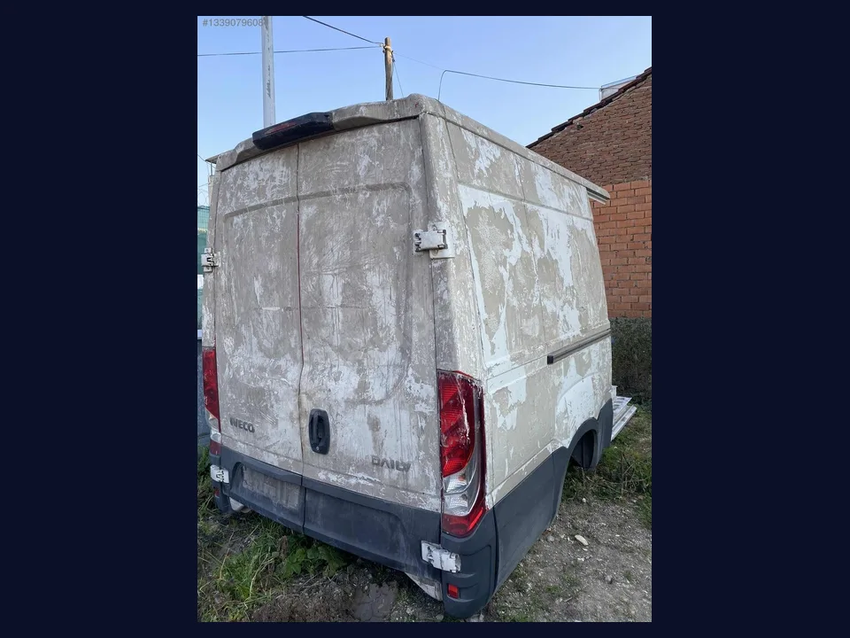 Iveco - Otoyol 70 ÇAMURLUK çıkma parça fotoğrafı 4