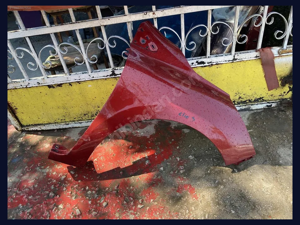 Renault Clio ÇAMURLUK çıkma parça fotoğrafı 1