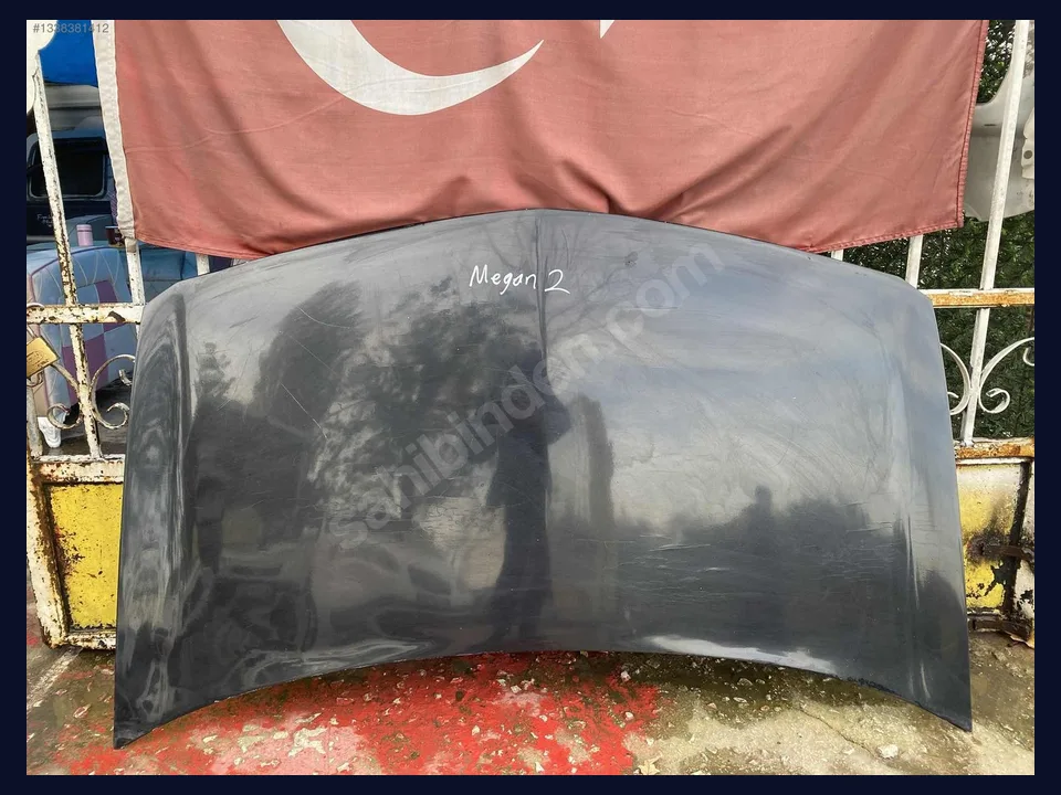 Renault Megane KAPUT çıkma parça fotoğrafı 1