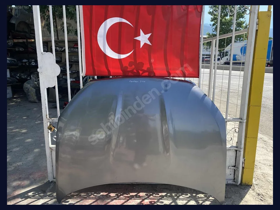 Nissan Qashqai KAPUT çıkma parça fotoğrafı 1
