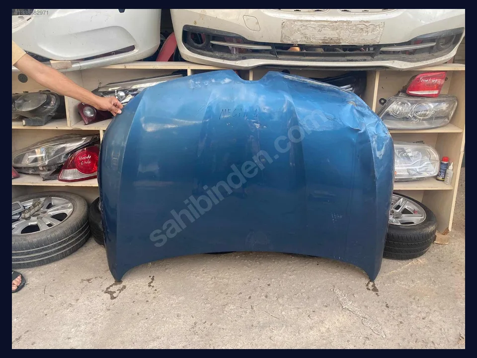 Renault Megane KAPUT çıkma parça fotoğrafı 1