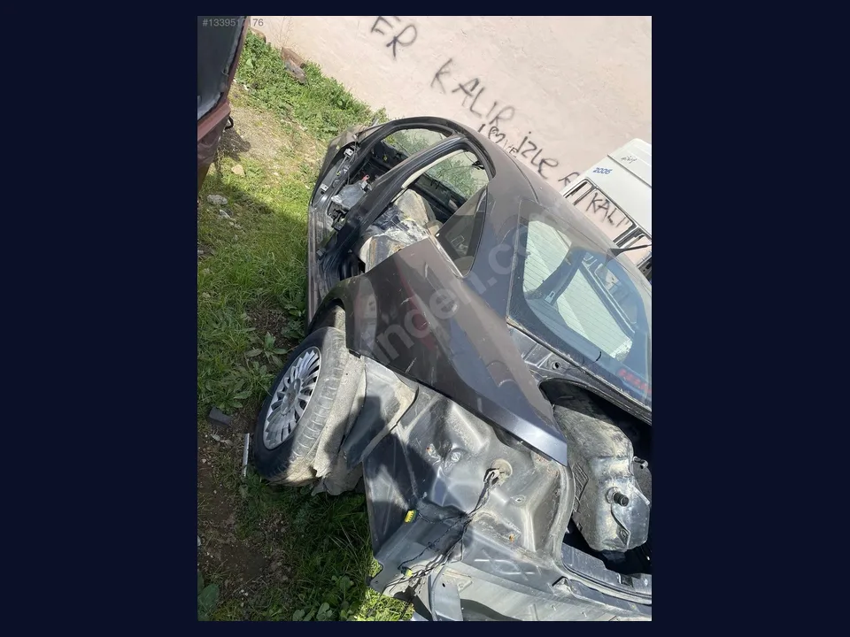 Fiat Linea TAVAN SACI çıkma parça fotoğrafı 1