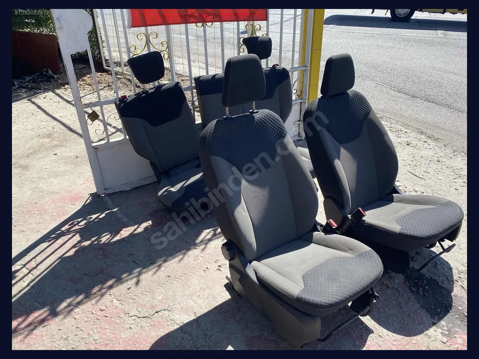 Ford Tourneo KOLTUK çıkma parça fotoğrafı 3