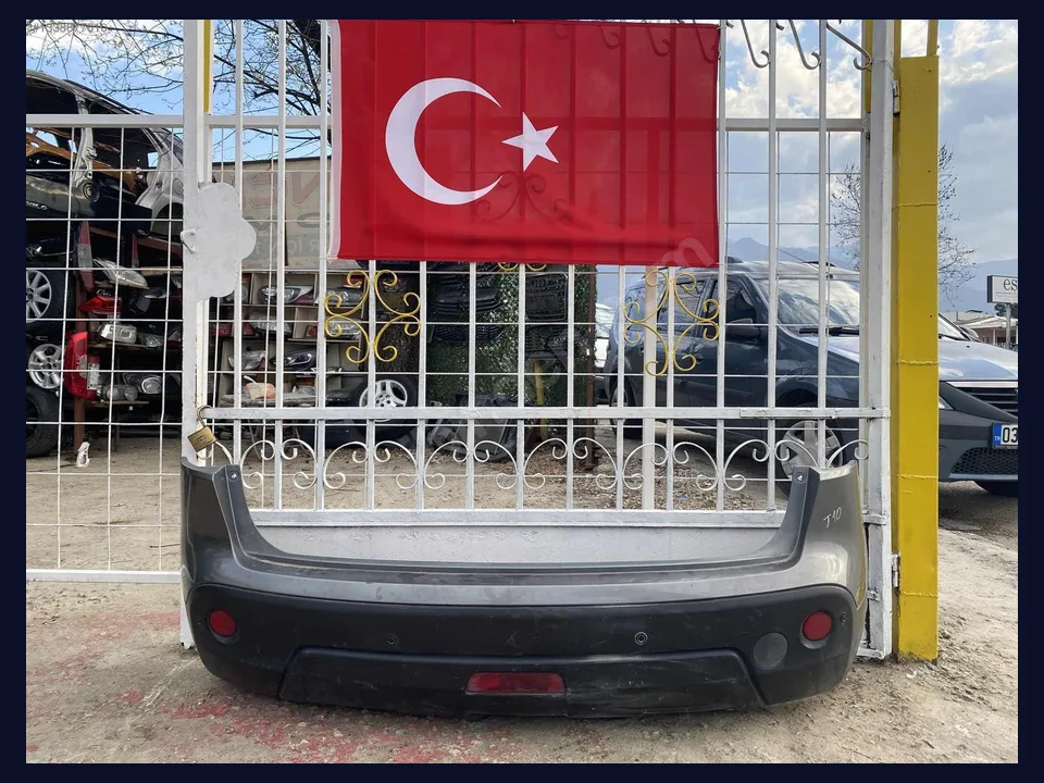Nissan Qashqai TAMPON (ARKA) çıkma parça fotoğrafı 1