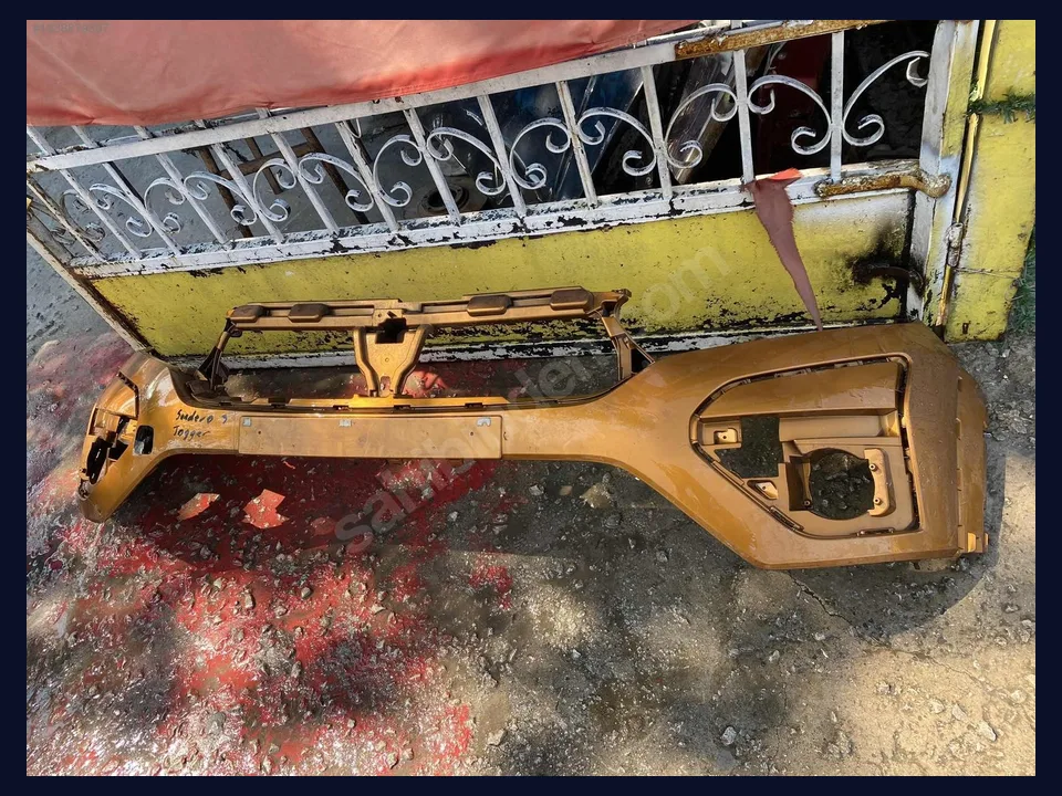 Dacia Sandero TAMPON (ÖN) çıkma parça fotoğrafı 2